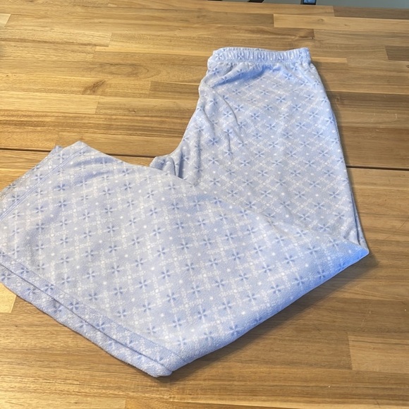 CHARTER CLUB ⭐️  - fleece pajama set - Picture 4 of 4